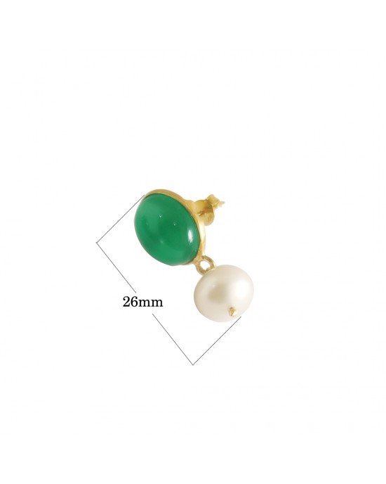 Green Onyx and pearl earrings in 18k gold plated silver Green Onyx and pearl earrings in 18k gold plated silver