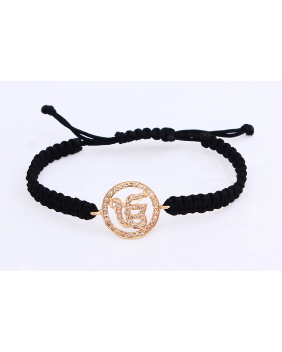 Ik Onkaar Bracelet in Gold with Diamonds Ik Onkaar Bracelet in Gold with Diamonds