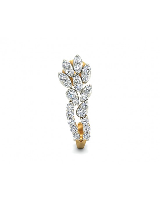 Sara Diamond Earrings in Gold Sara Diamond Earrings in Gold
