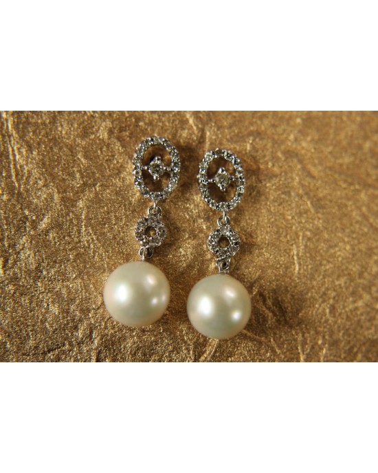 Diamond Earring with Pearl Diamond Earring with Pearl