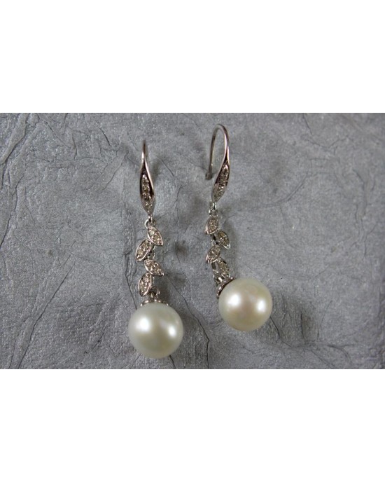 Pearl Drops with Diamonds Pearl Drops with Diamonds
