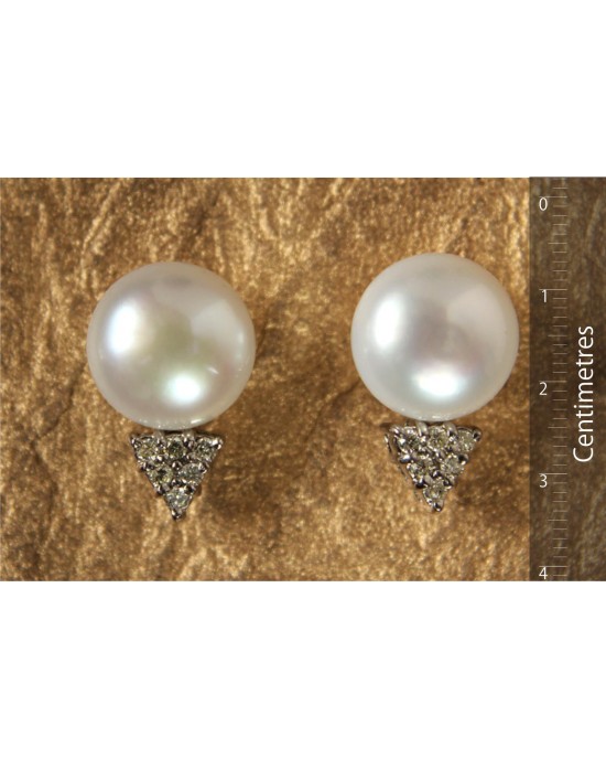 Pearl & Diamond Earring Studs Pearl & Diamond Earring Studs