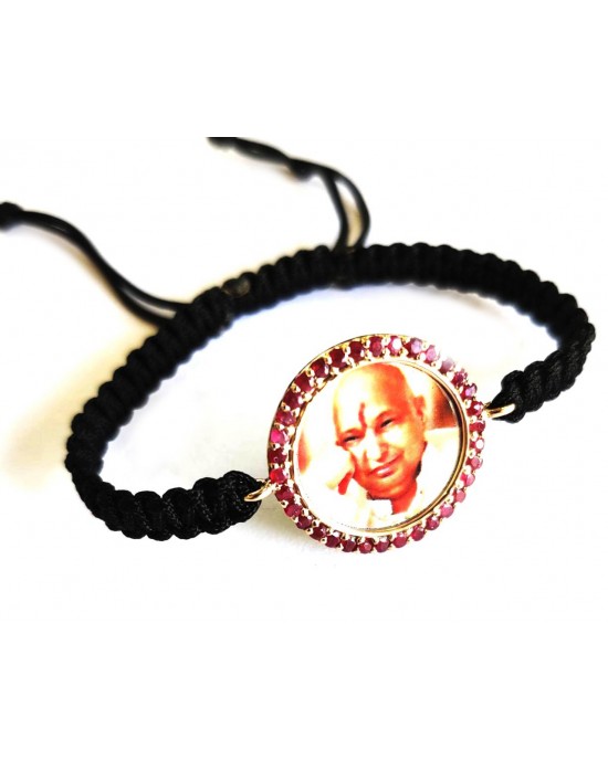 Guruji Swaroop Bracelet in gold with natural rubies Guruji Swaroop Bracelet in gold with natural rubies