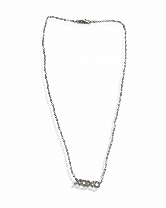 Hugs N Kisses Pendant With Diamonds Hugs N Kisses Pendant With Diamonds